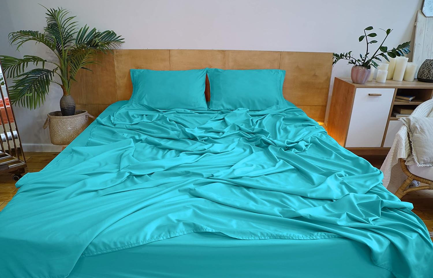 Mezzati Ultra Soft and Lightweight Bed Sheet Set - Brushed Microfiber Bedding for a Comfortable Night' Sleep (Ocean Teal, Full Size) 