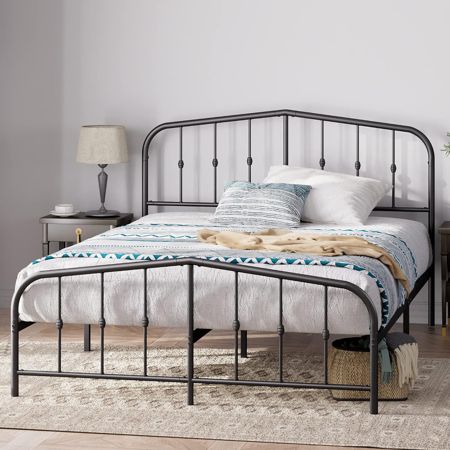 Zinus Metal Platform Bed