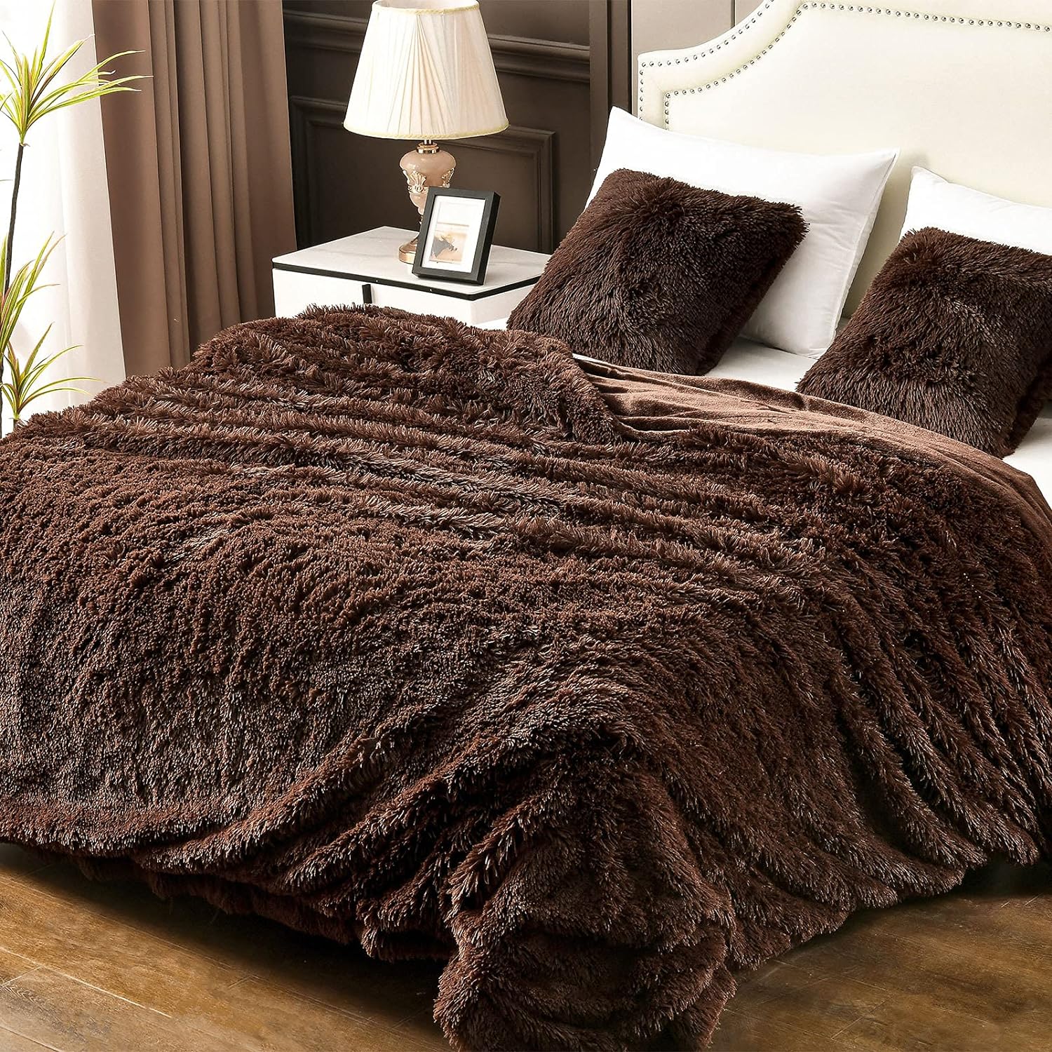 YUSOKI Twin Size Faux Fur Throw Blanket(Brown,60 x 80),Whithout Pillows,Winter Lightweight Plush Fuzzy Soft Cozy Microfiber Comfy Bed Blanket for Women Kids Girls Couch Sofa Washable