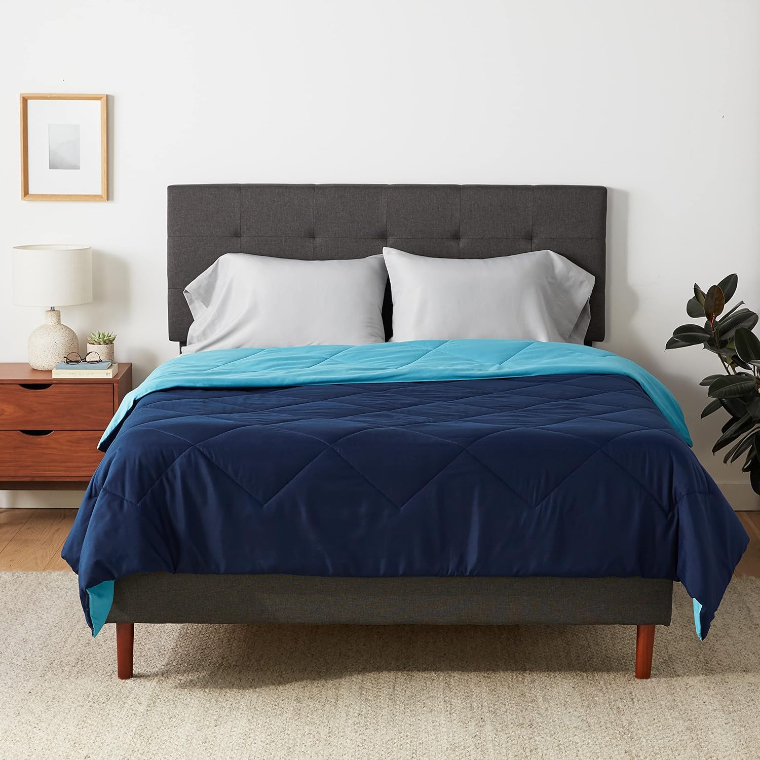 Amazon Basics Reversible Lightweight Microfiber Comforter Blanket, Full/Queen, Navy/Sky Blue