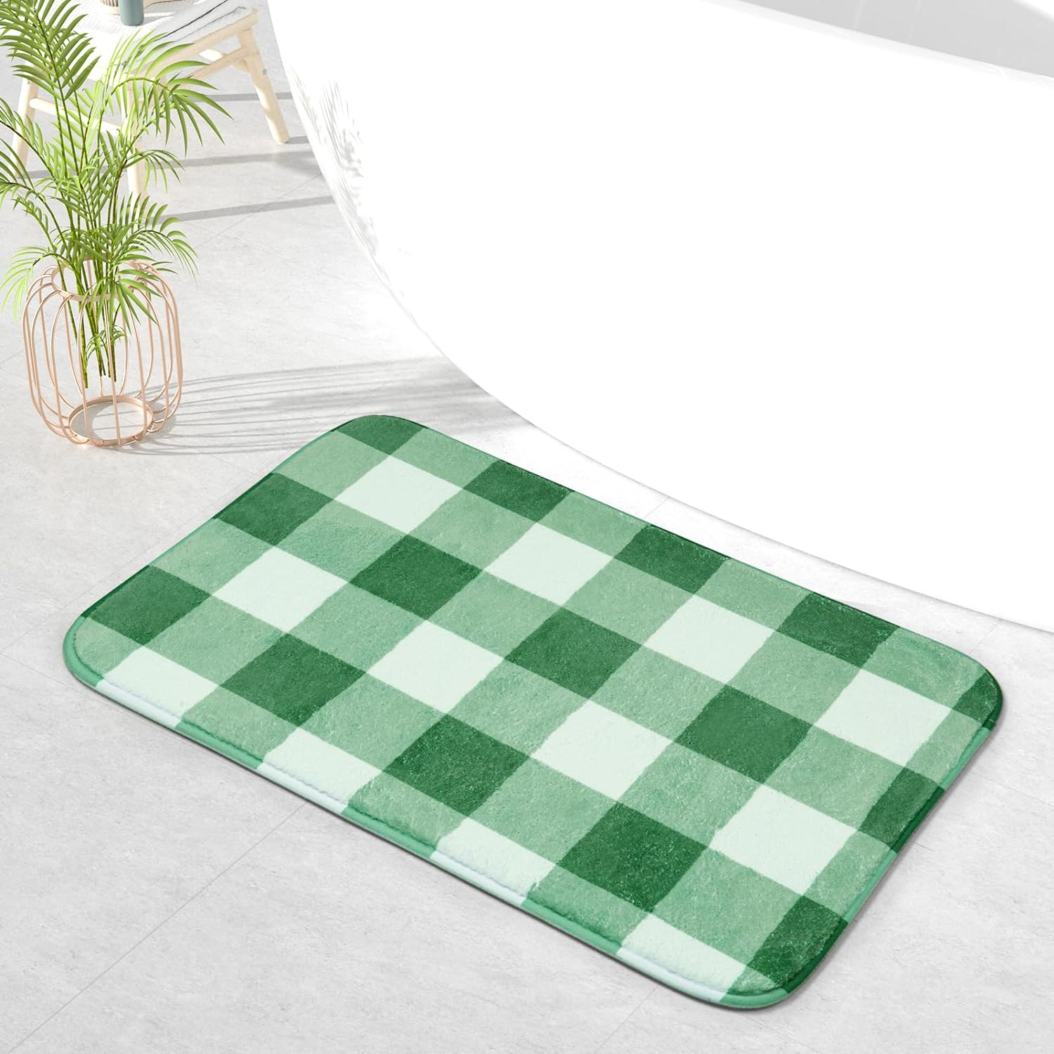 QiyI Checkered Bathroom Rug 24x16, Soft Absorbent Microfiber Bath Rug, Non-Slip Bath Carpet, Machine Washable Bathroom Accessories, Floor Dcor Bathmat for Bathroom, Tub and Shower, Green White Plaid