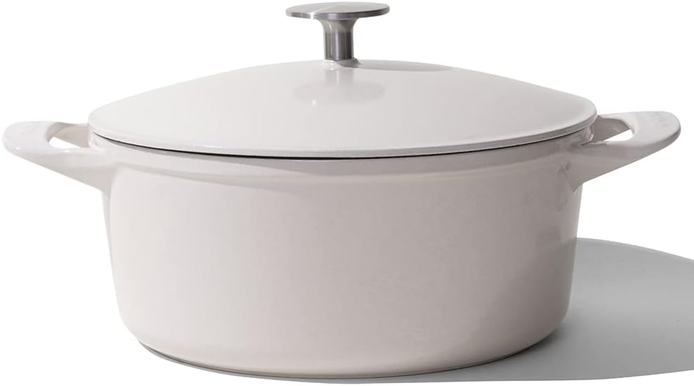 Made In Cookware - Dutch Oven 5.5 Quart - Linen - Enameled Cast Iron - Exceptional Heat Retention & Durability - Professional Cookware - Made in France - Induction Compatible