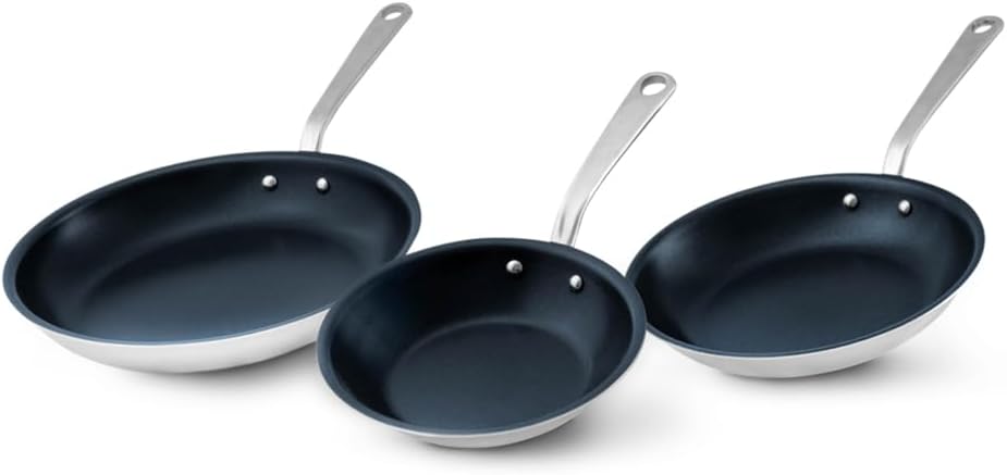 Made In Cookware - Non Stick 3 Piece Frying Pan Set (Includes 8,10,12) - 5 Ply Stainless Clad - Professional Cookware Italy - Induction Compatible (Harbour Blue)