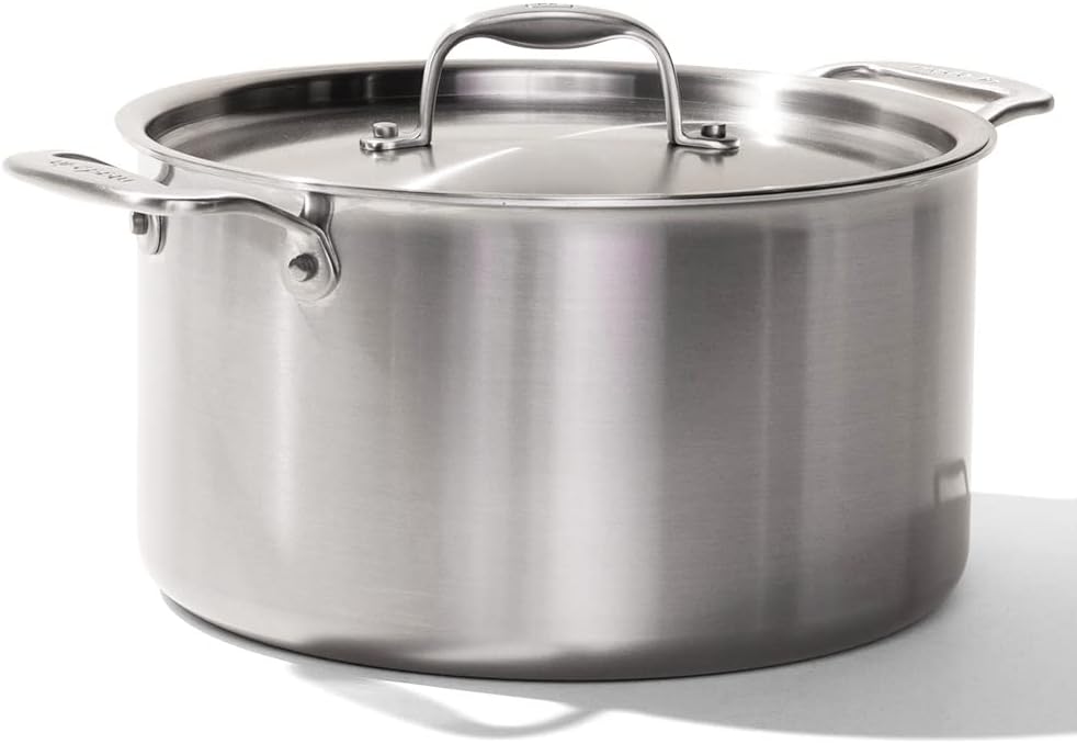 Made In Cookware - 8 Quart Stainless Steel Stock Pot With Lid - 5 Ply Stainless Clad - Professional Cookware - Made in Italy - Induction Compatible