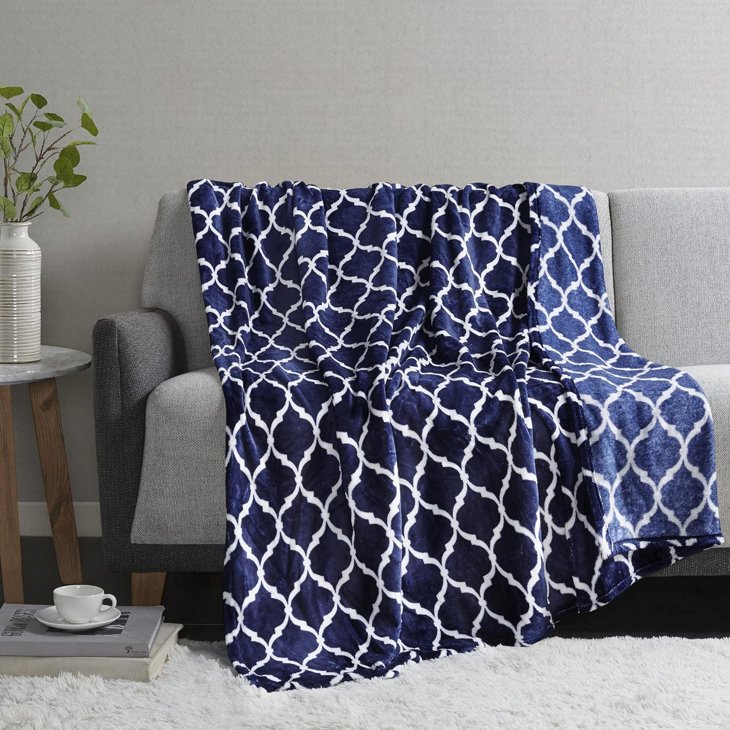 Madison Park Ogee Lightweight Throw Blanket Premium Microlight Design Spread, Oversize, Ultra Soft, Cozy Living Room Couch, Sofa, Bed, 60x70 Indigo Plush Throw