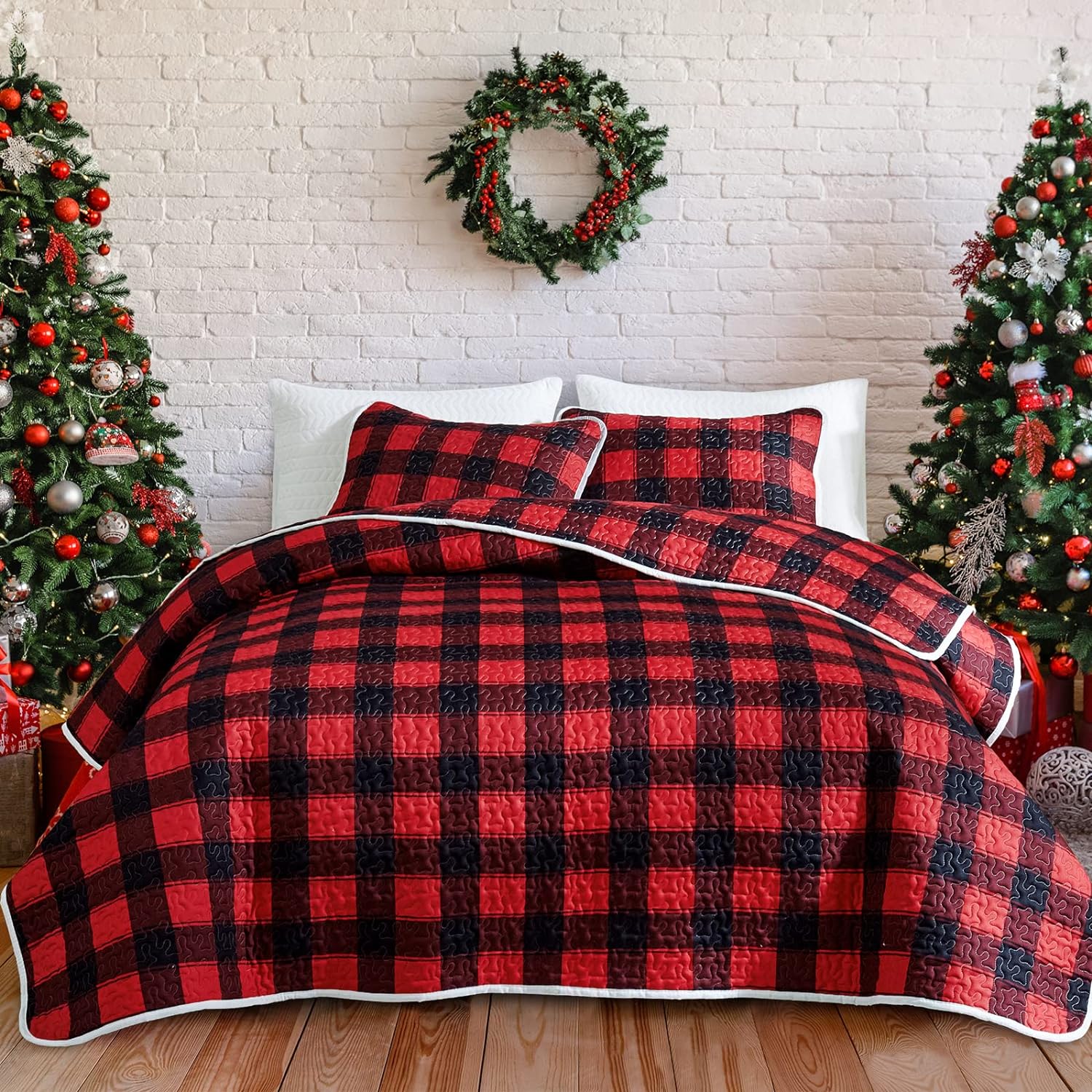 Flysheep Christmas Red and Black Buffalo Check Grid Pattern Printed Quilt Set King Size, 3 Pieces Luxury Soft Microfiber Red Xmas Plaid Bedding Set with 2 Shams