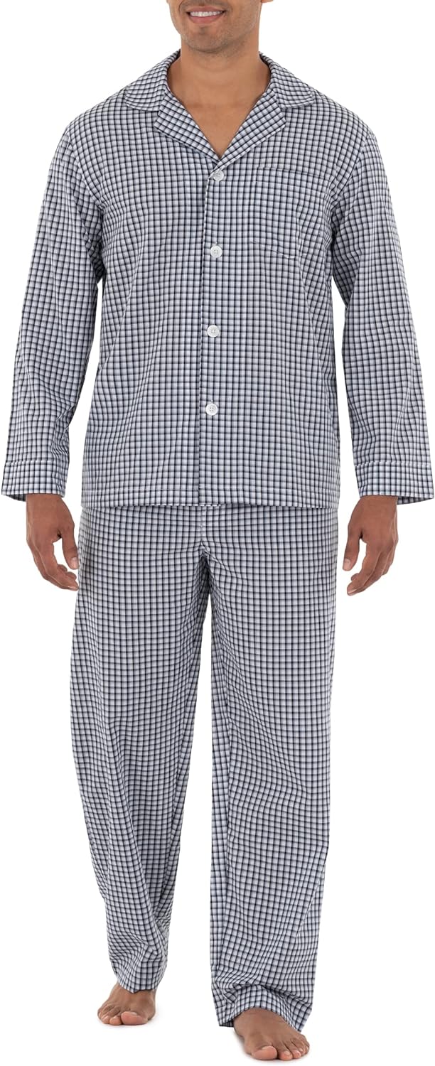 Fruit of the Loom Men' Long Sleeve Broadcloth Pajama Set