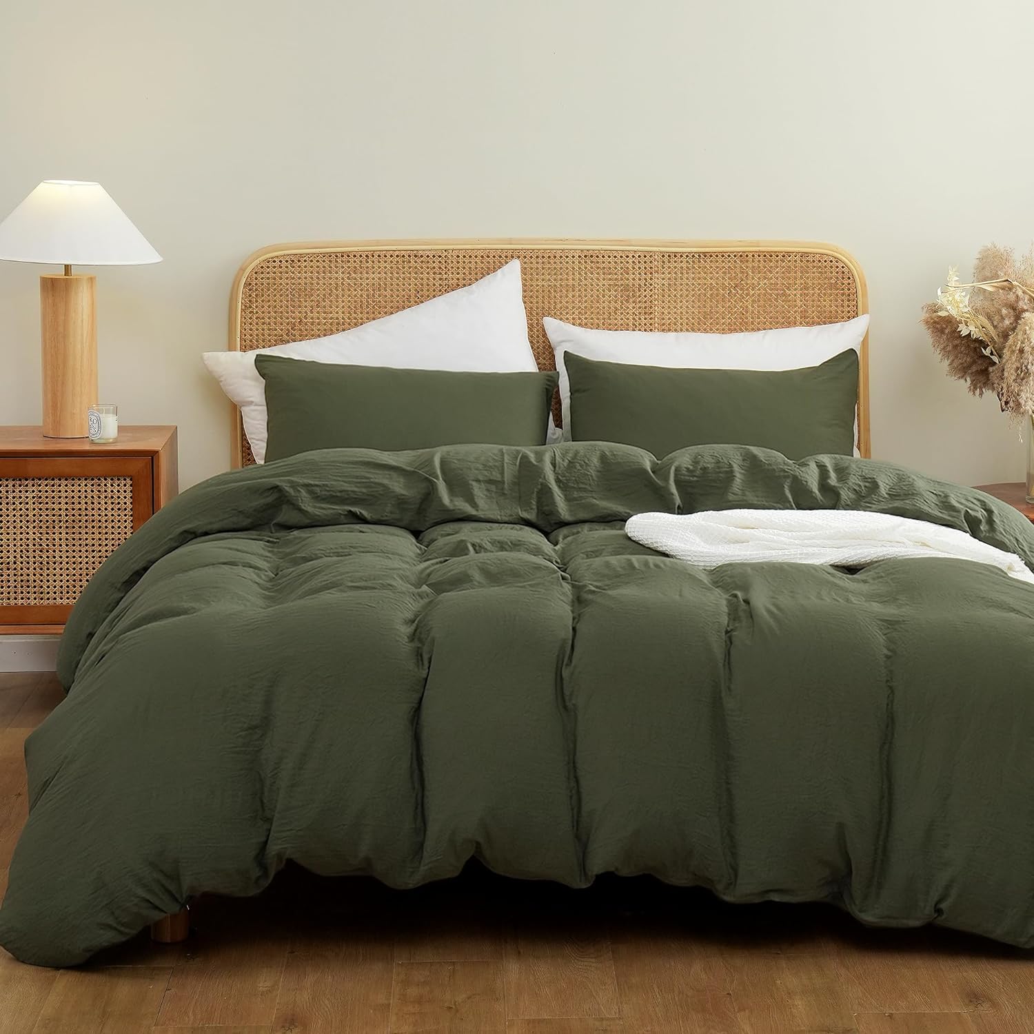 ATsense Green Duvet Cover Queen Size, 100% Washed Microfiber Like Cotton Super Soft and Breathable, 3 Piece Olive Green Comforter Cover Bedding Set, Simple Style Farmhouse Quilt Cover