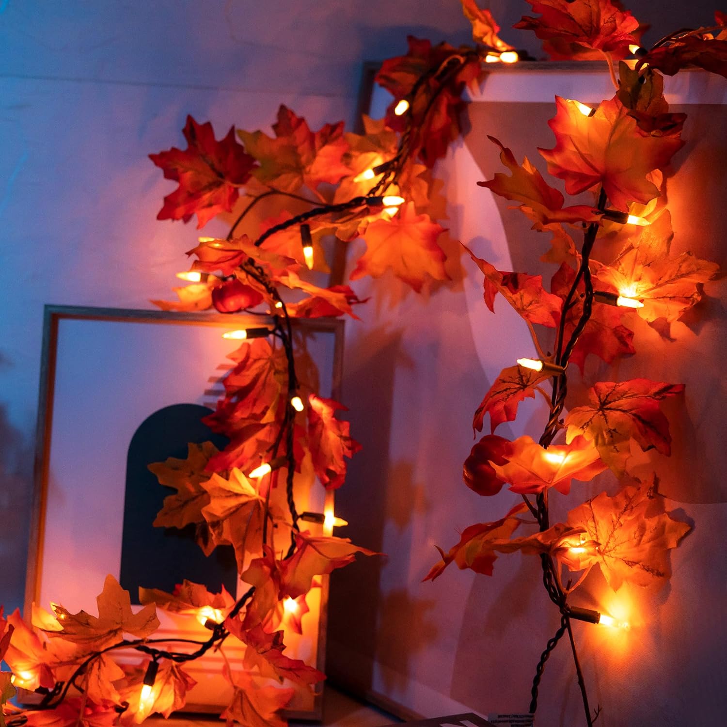 GAGALIFE Maple Leaf String Lights - Fall Leaves Garland with Lights Thanksgiving Decorations, Fall Decor String Lights with 35 Incandescent Bulbs, Maple Garland for Home Mantel Indoor Outdoor