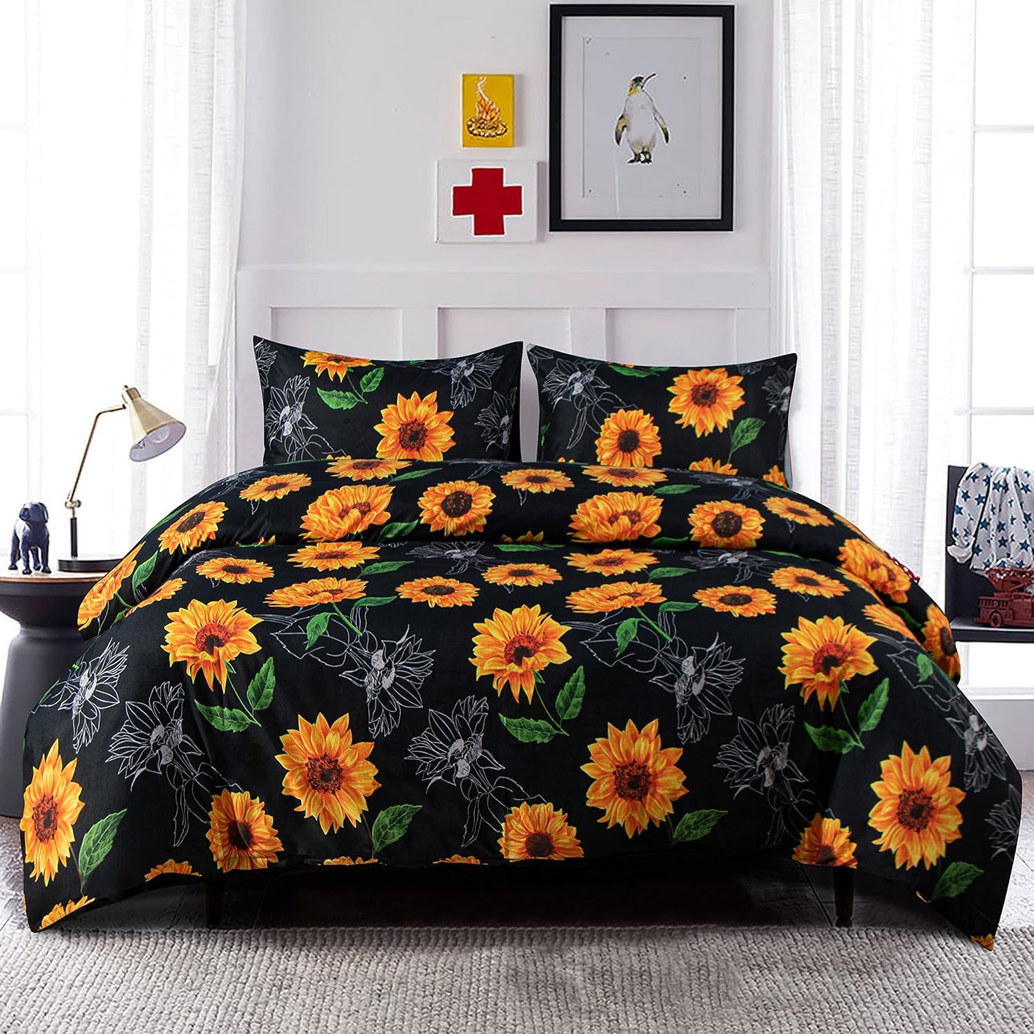 NTBAY Microfiber Queen (90 x 90) Duvet Cover Set, 3 Pieces (1 Duvet Cover + 2 Pillowcases) Ultra Soft Sunflower Printed Comforter Cover Set with Zipper Closure, Black