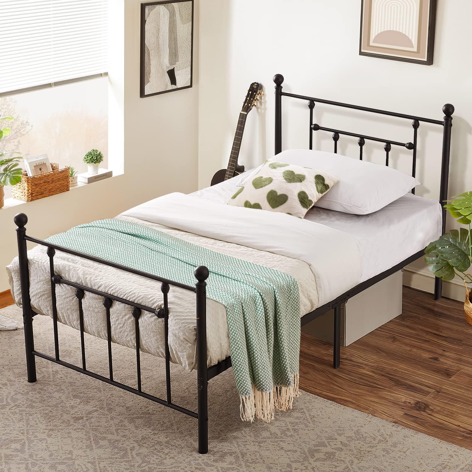 VECELO Twin Size Metal Platform Bed Frame with Headboard and Footboard, Heavy Duty Slat Support/No Box Spring Needed Mattress Foundation/Underbed Storage Space, Victorian Style