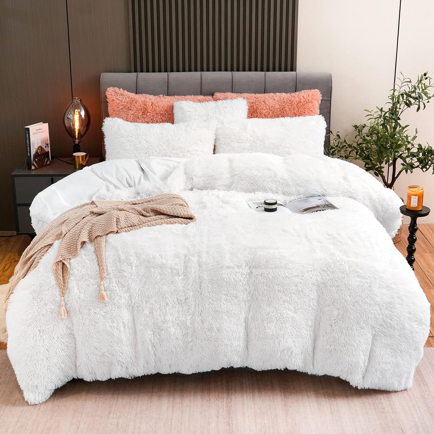 Fluffy Plush White Duvet Cover Set Queen Size, Luxury Ultra Soft Velvet Fuzzy Comforter Cover Bed Sets 4Pcs(1 Faux Fur Duvet Cover + 2 Pillow Cases + 1 Pillow Cover) Zipper Closure (Queen, White)