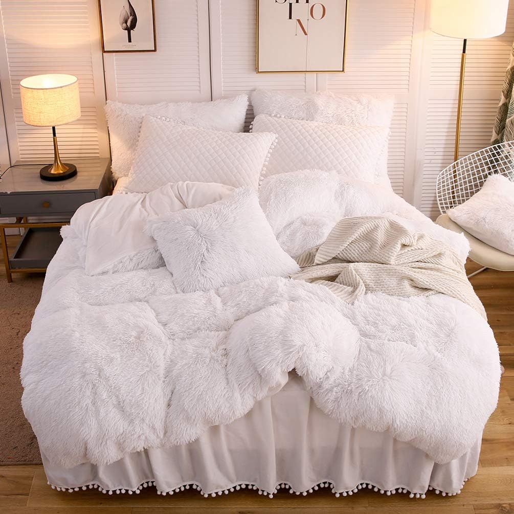 LIFEREVO Luxury Plush Shaggy Duvet Cover Set, Soft Velvet Fluffy Furry Duvet Cover Set(1 Faux Fur Fuzzy Comforter Cover   2 Pom Poms Pillowcases) Solid Bedding Set, Zipper Closure(Full/Queen, White)