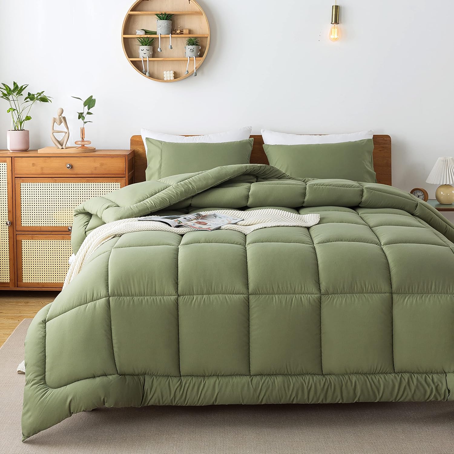 WhatsBedding Twin Size Comforter Set, Sage Green Lightweight All Season Soft Down Alternative Bed Comforter, Bedding Set with 1 Pillowcases, Twin, 64x88