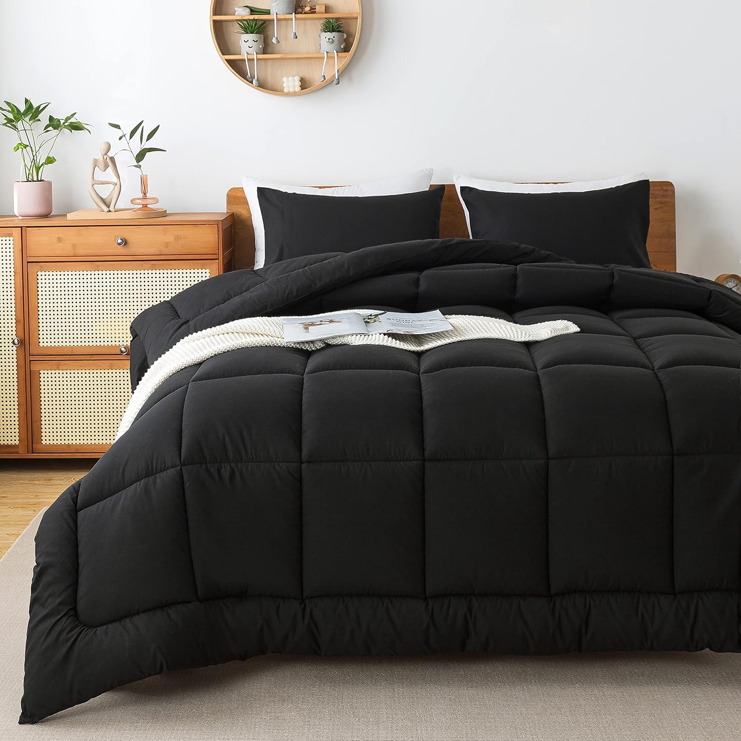 WhatsBedding Black Twin Comforter Set, Lightweight All Season Soft Down Alternative Bed Comforter, Bedding Set with 1 Pillowcases, Twin Size, 64x88