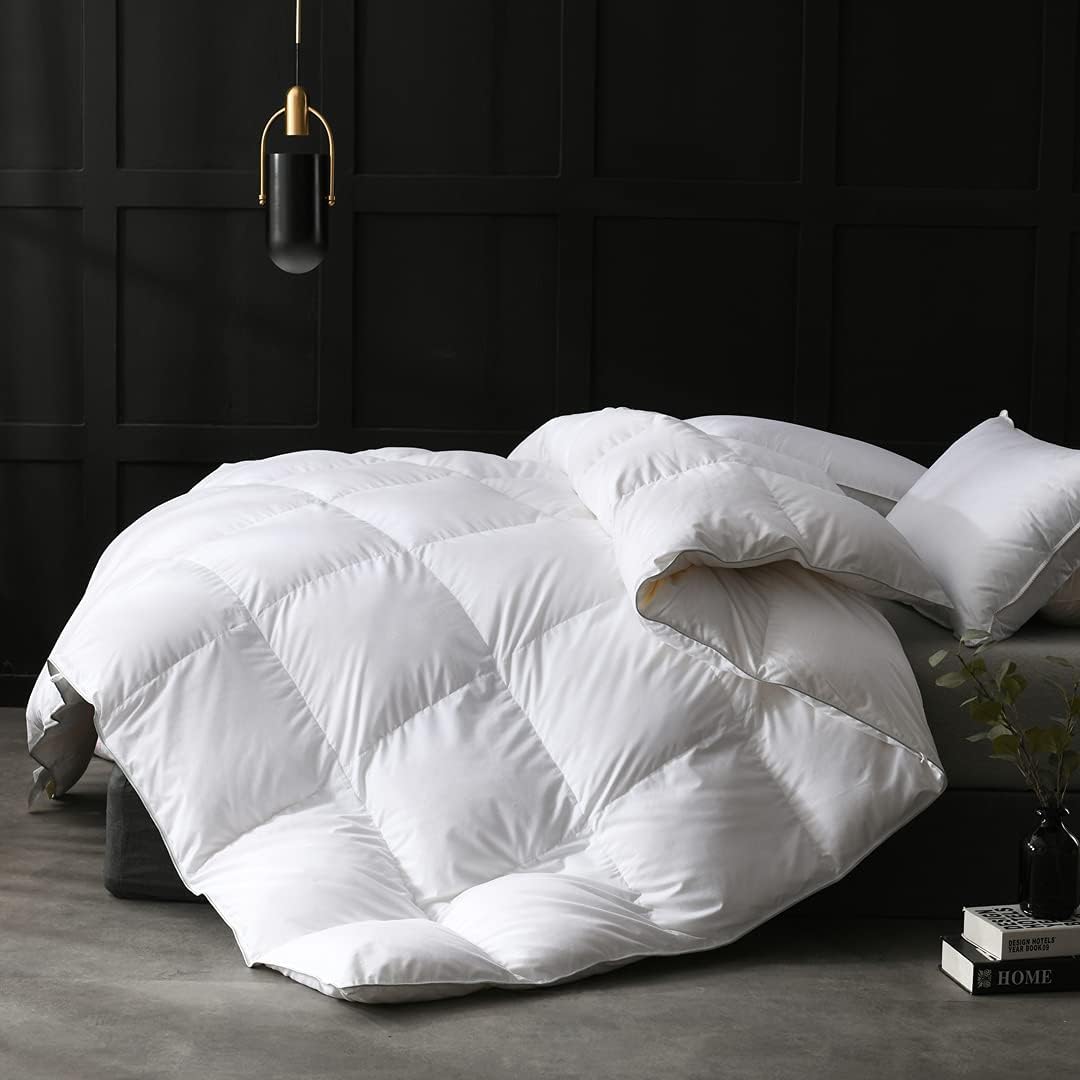 APSMILE Goose Feathers Down Comforter King Size Luxurious All Seasons Duvet Insert - Ultra-Soft 750 Fill-Power Hotel Collection Comforter, 54 Oz Fluffy Medium Warmth, (106x90, Solid White)