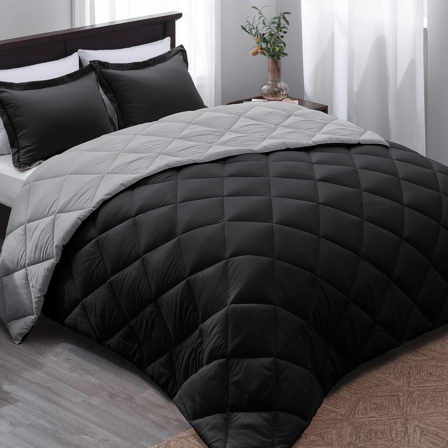 Basic Beyond Queen Comforter Set - Black Comforter Set Queen, Reversible Bed Comforter Queen Set for All Seasons, Black/Grey, 1 Comforter (88x92) and 2 Pillow Shams (20x26 2)