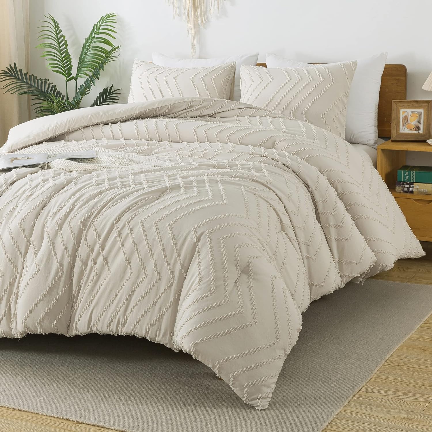 Litanika King Size Comforter Set Beige, 3 Pieces Boho Chevron Tufted Bedding Comforter Set, All Season Bed Set (104x90In Comforter and 2 Pillow Shams)