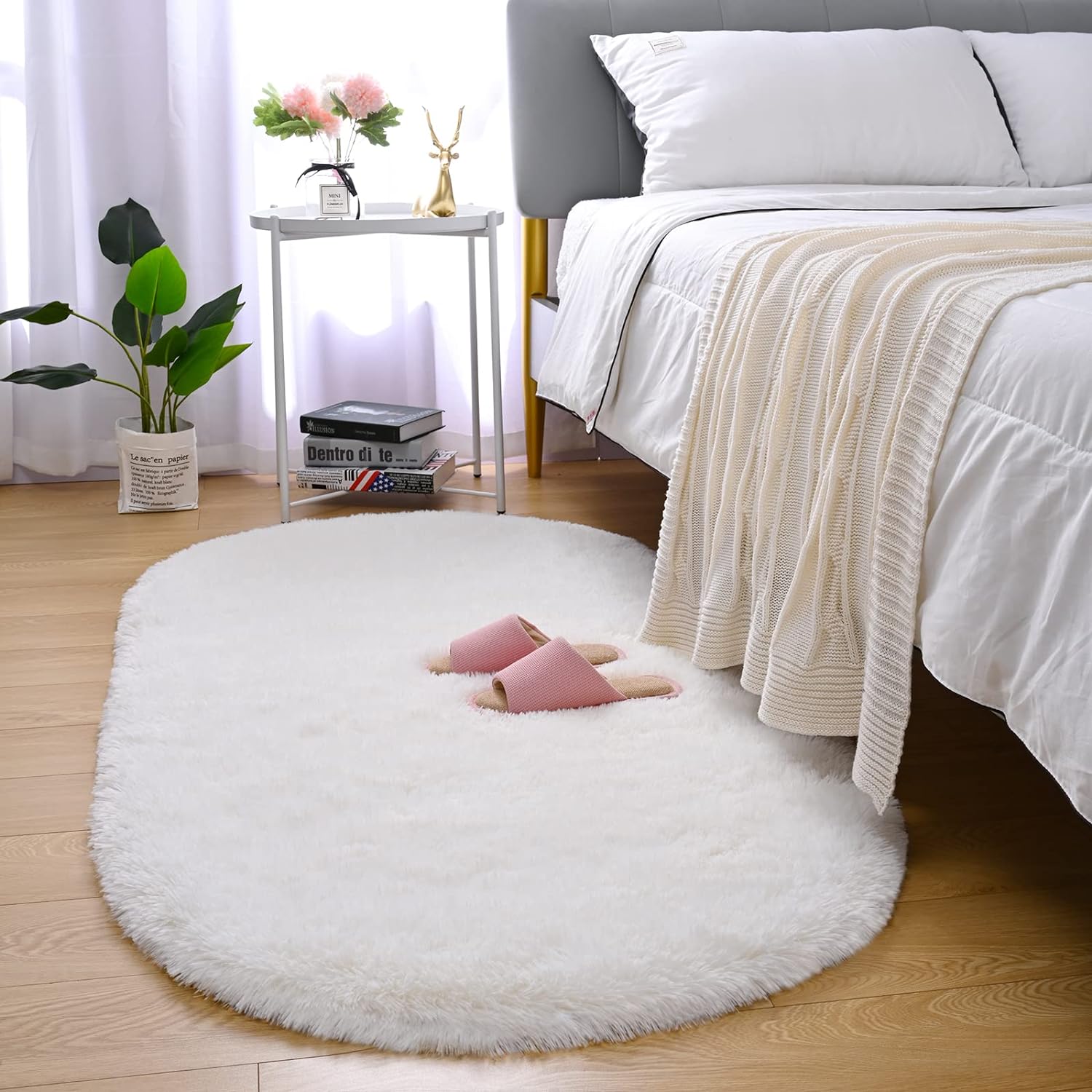 The Round Plush Rug category presents you with two unique and elegant carpet products: Round Fluffy Rug and Fluffy Circle Rug.